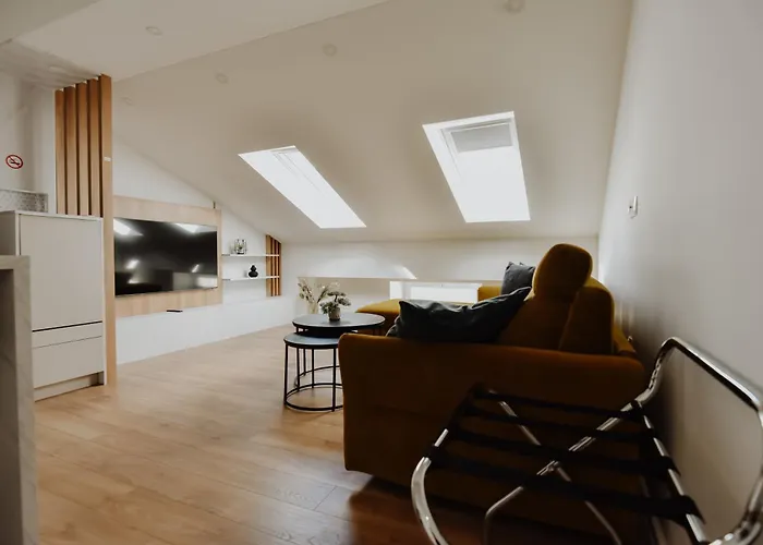 Lux City Apartments & Rooms